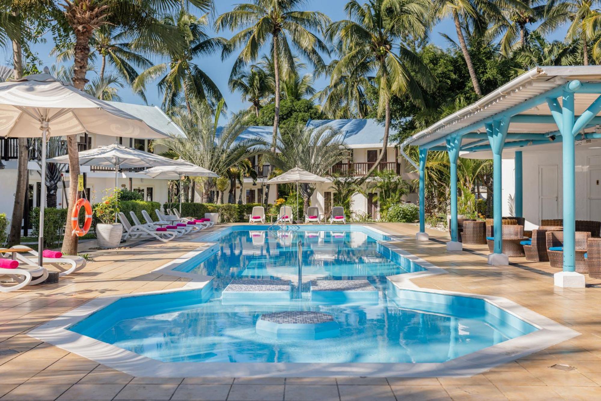 Baie-du-Tombeau Cocotiers Hotel - Mauritius מראה חיצוני תמונה